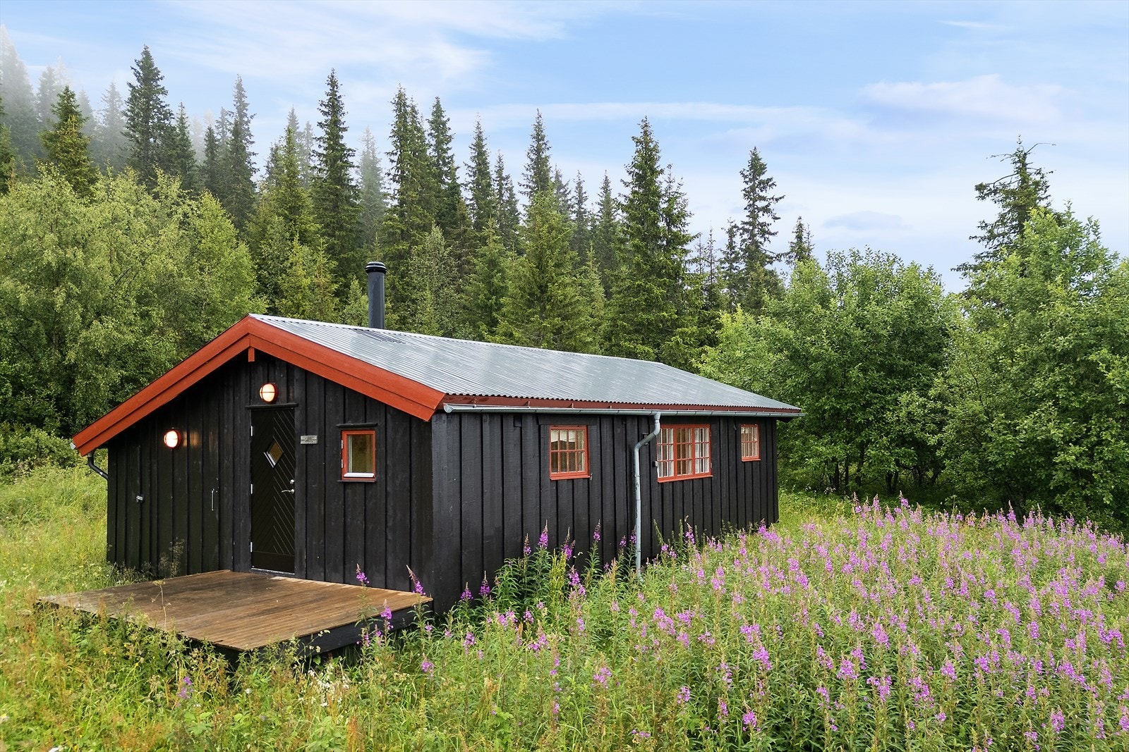 Velkommen til Nord-Torpvegen 1841! Foto: Boligdrøm. Galleribilde