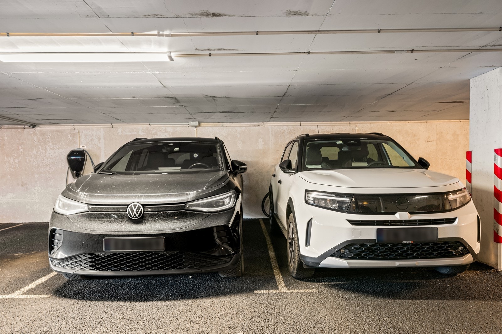 Parkering med mulighet for elbil lader Galleribilde
