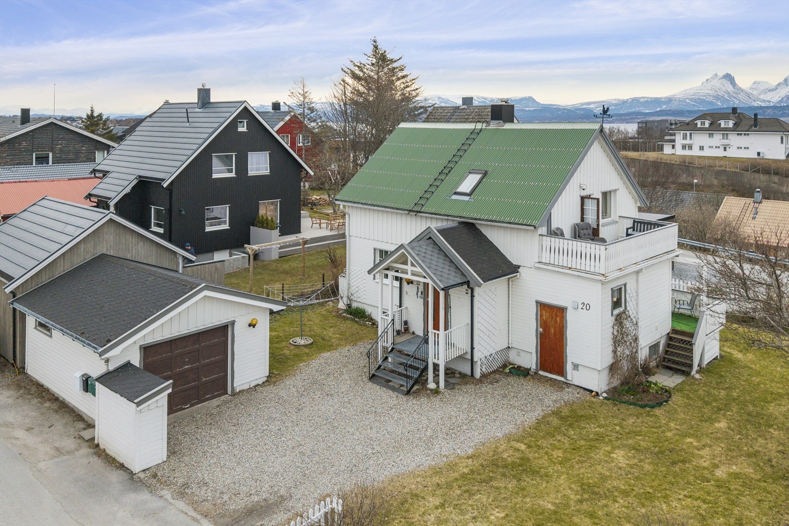 Boligen ligger fint til med en attraktiv beliggenhet på Grønnåsen Galleribilde