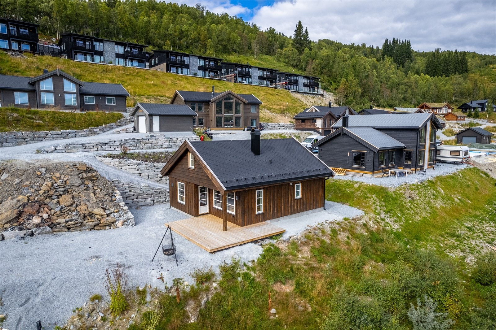 Velkommen til Hodlekvevegen 305! Presentert av Meklarhuset Sogn v/ Ole Bjørn Beheim Galleribilde