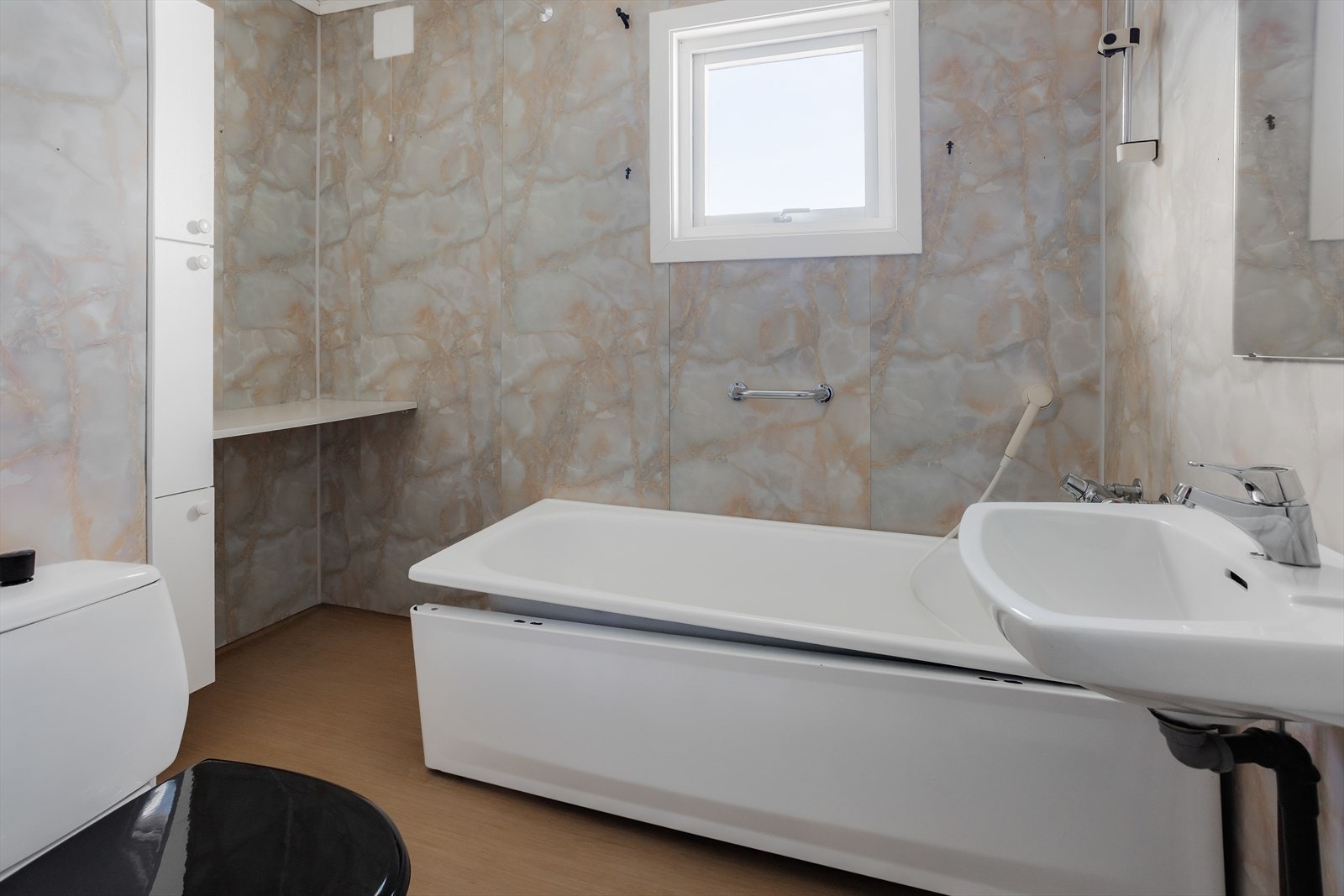 Badet i 1. etg. Galleribilde