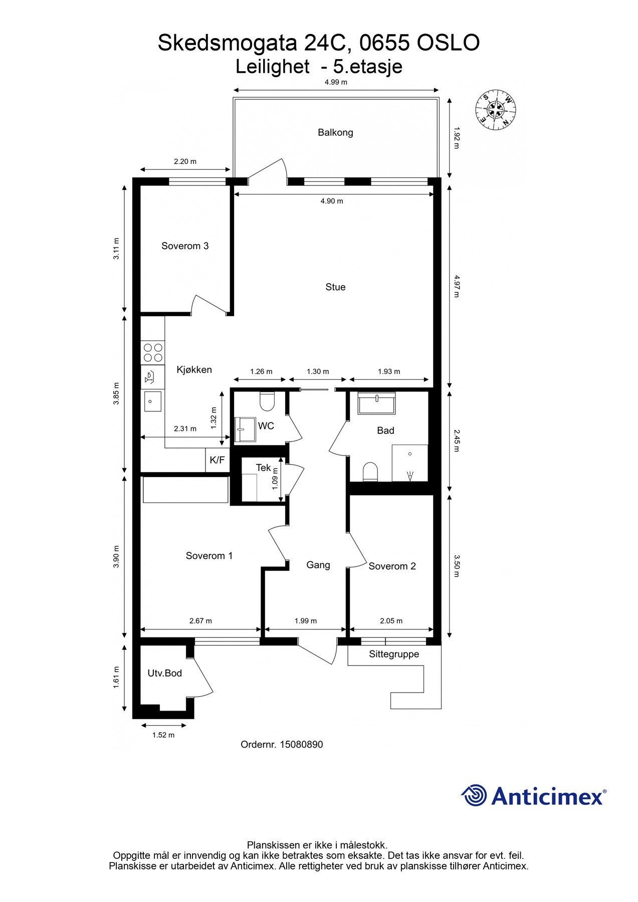 Leiligheten har en praktisk planløsning med luftige og gode rom. I tillegg til innvendige arealer disponeres en sportsbod, i samme etasje rett utenfor inngangsdøren, på 3 m² og en kjellerbod på 3 m². Galleribilde
