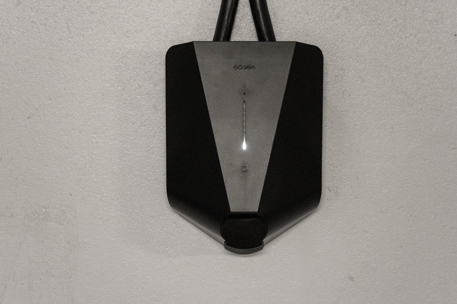 Easee Charge elbil-lader. Galleribilde