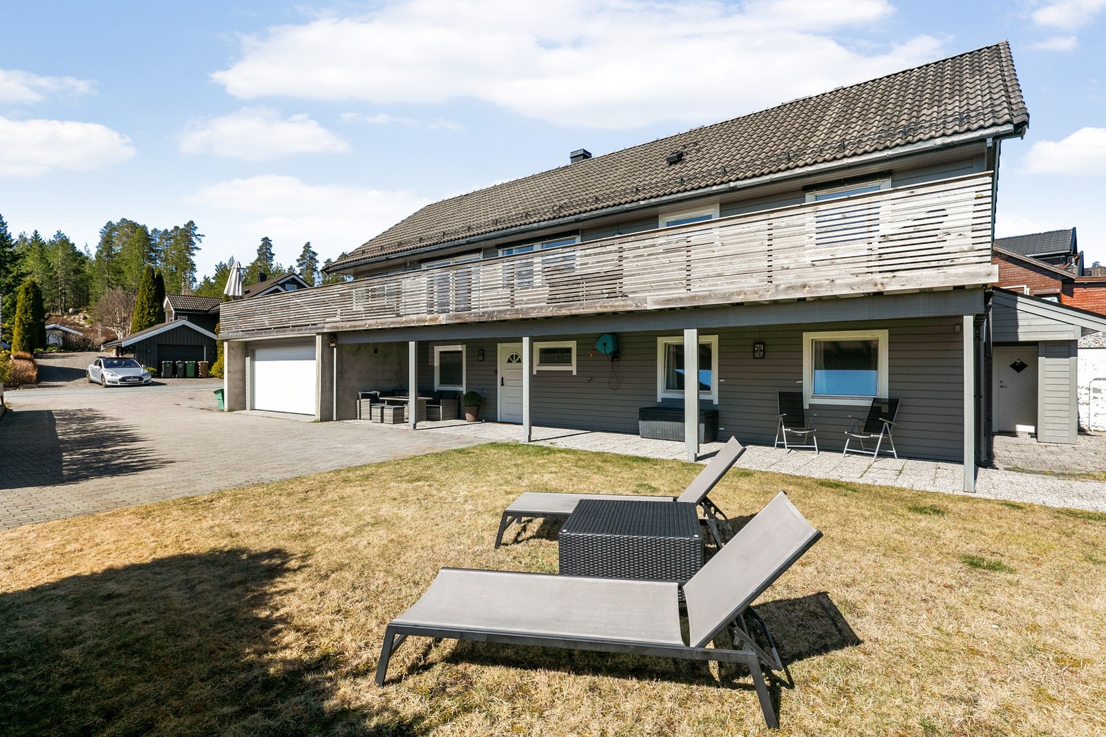 Boligen byr på gode plassforhold og fleksible løsninger. Galleribilde