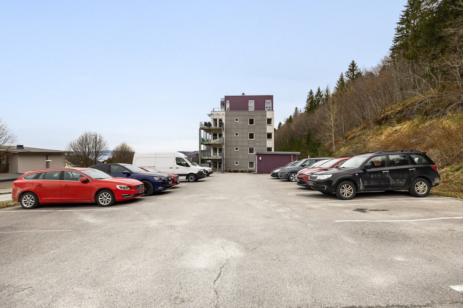 Gjesteparkering. Galleribilde