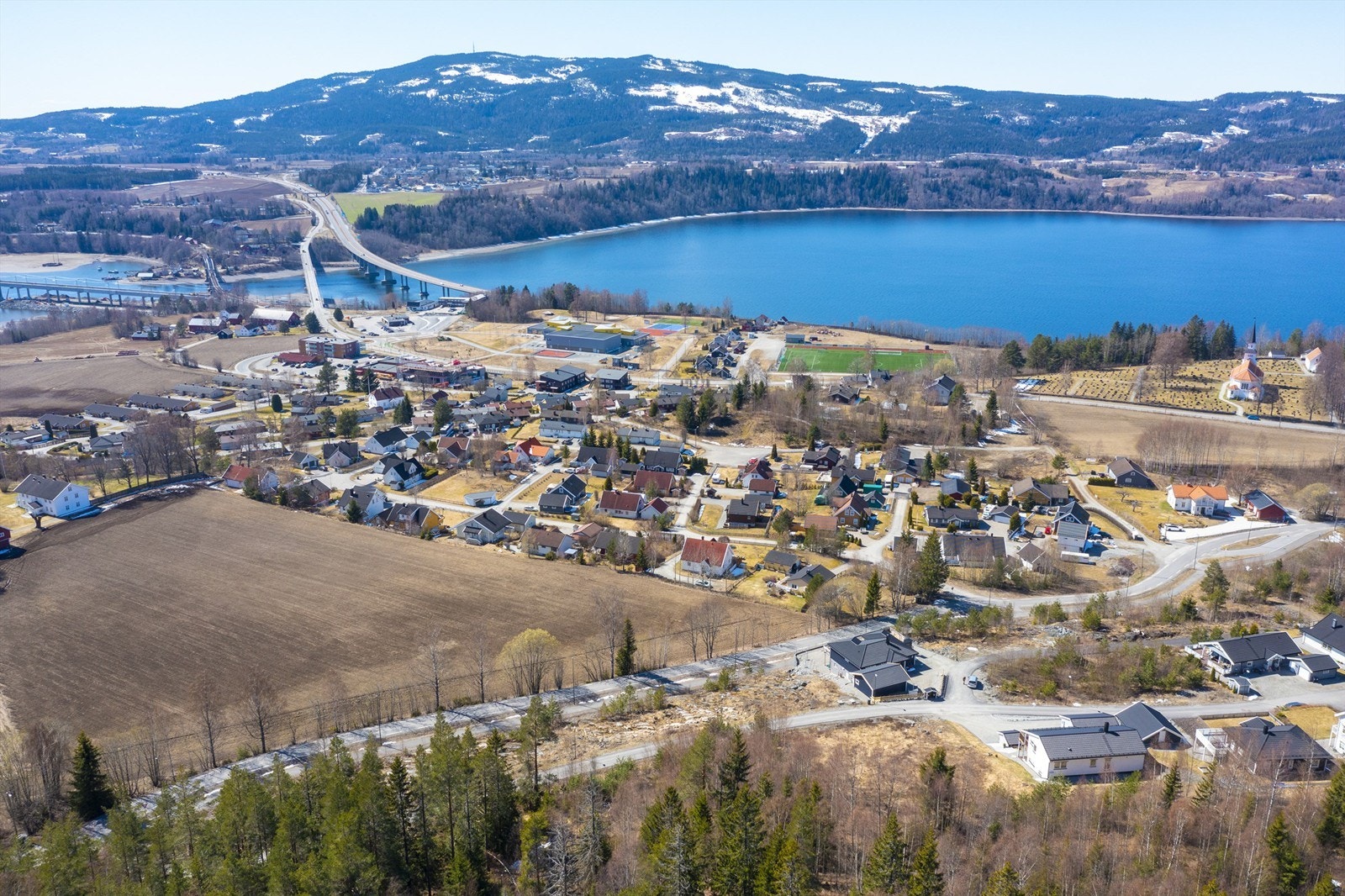 En flott tomt i naturskjønne omgivelser sentralt på Minnesund Galleribilde