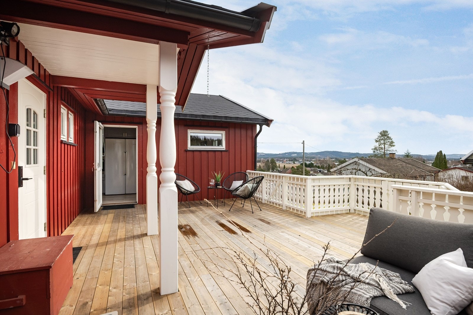 Terrasser på totalt ca. 72 m². Galleribilde