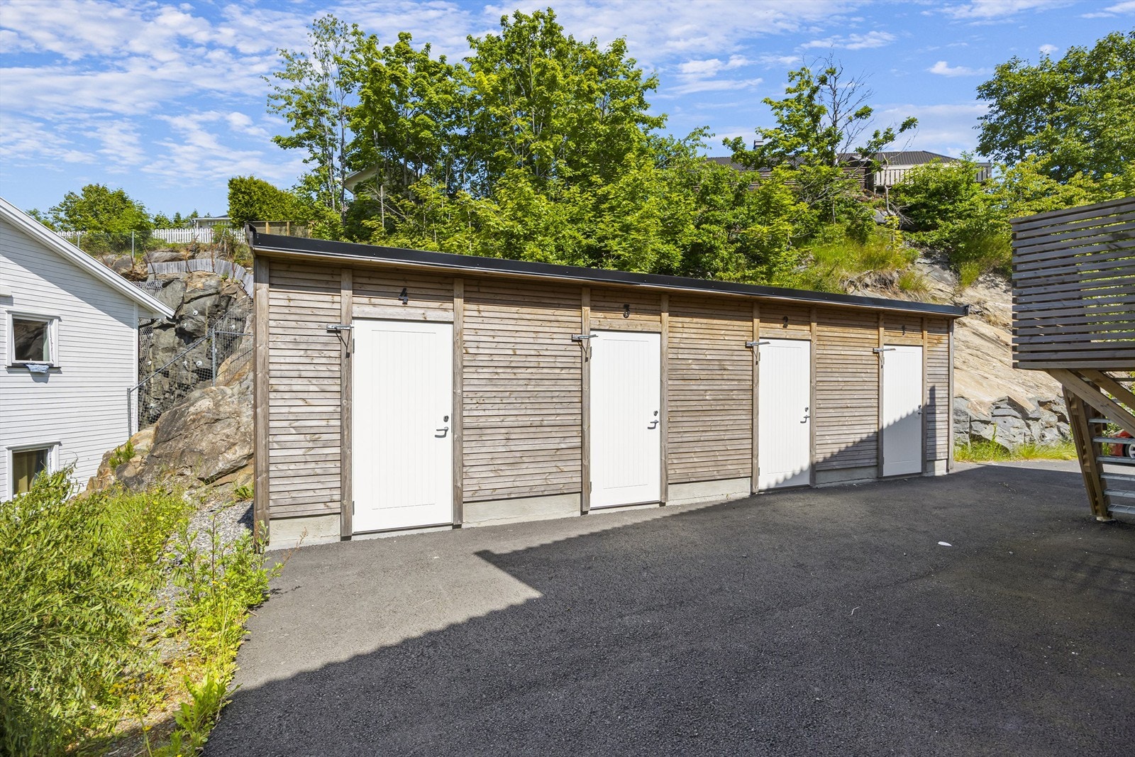 Leiligheten disponerer en praktisk utvendig bod på ca. 6 m². Galleribilde