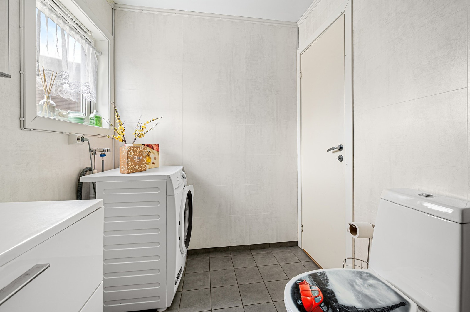 Opplegg til vaskemaskin. Galleribilde