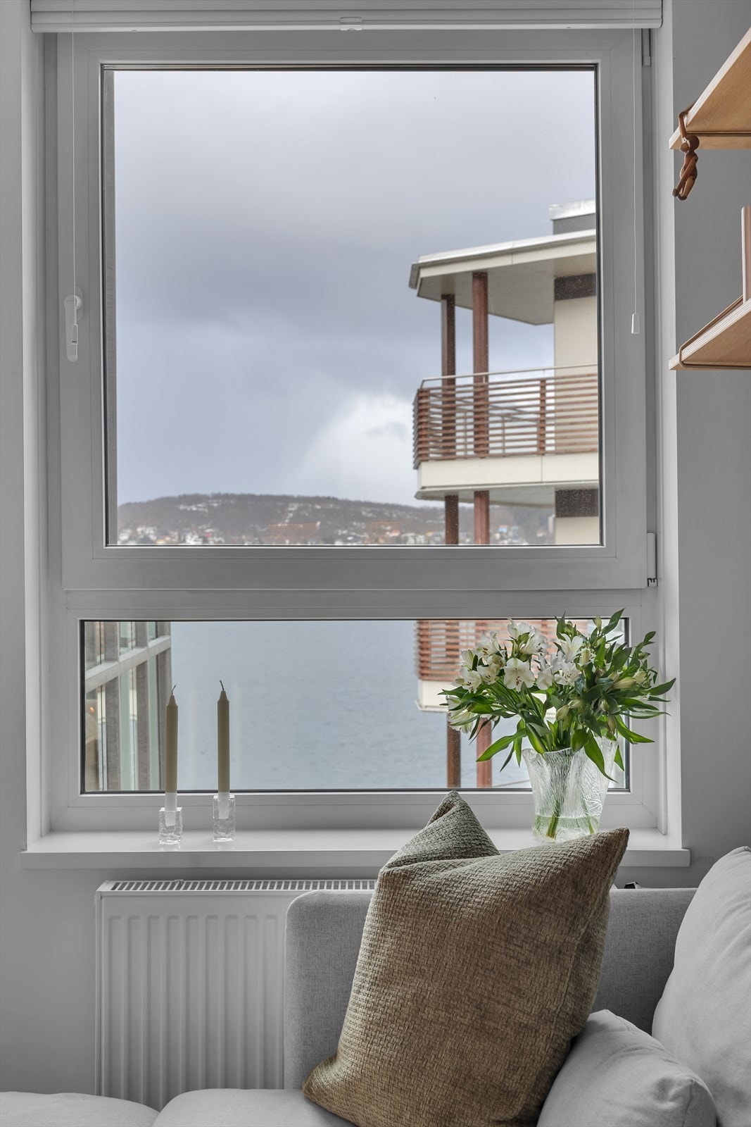 Vannbåren varme i radiator Galleribilde