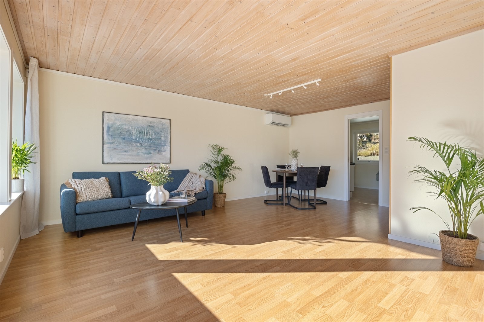 God plass til å innrede med tre soner Galleribilde