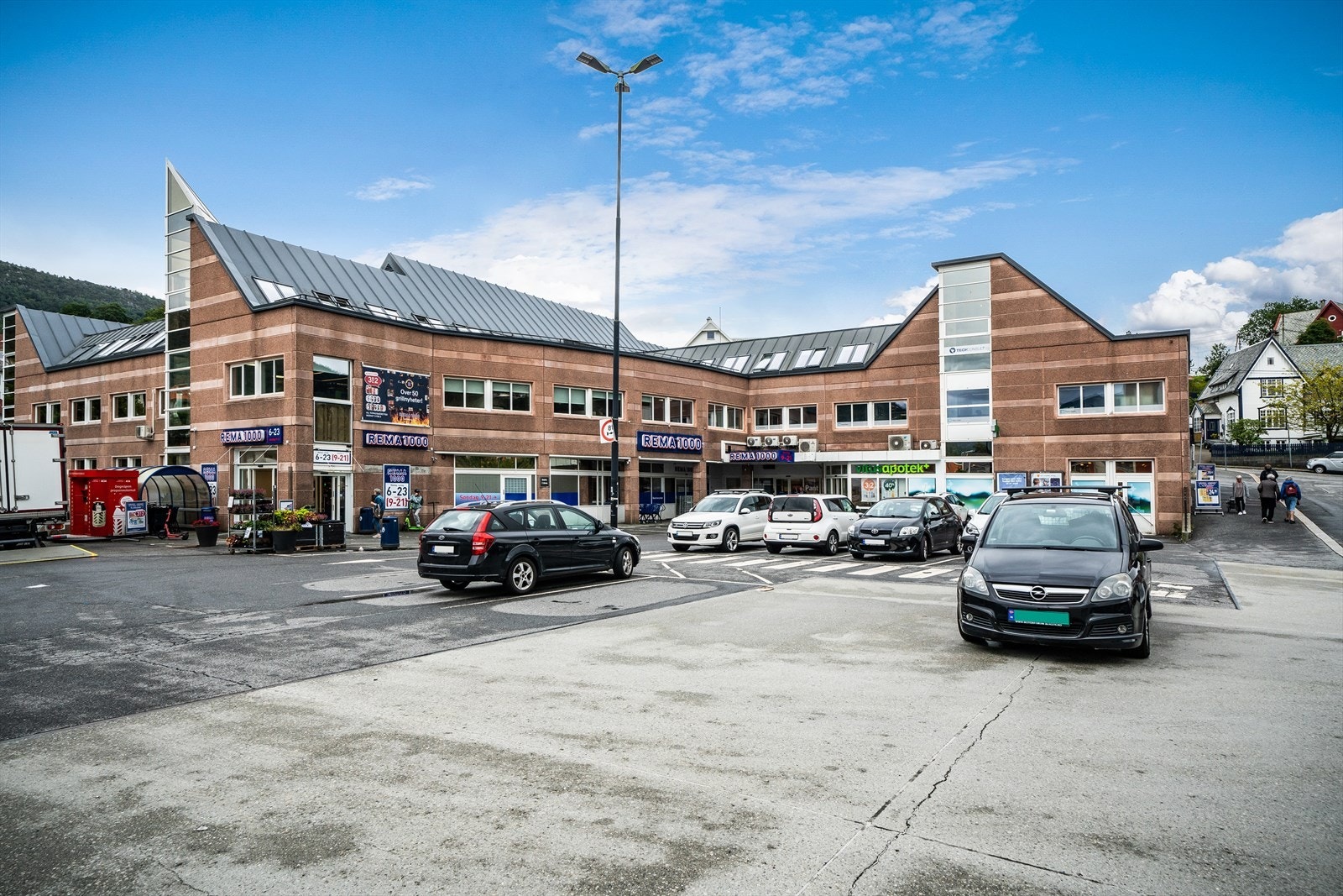 Rema 1000 Wergeland blir et naturlig stoppested for storhandelen. Søndagsåpen er den også. Galleribilde