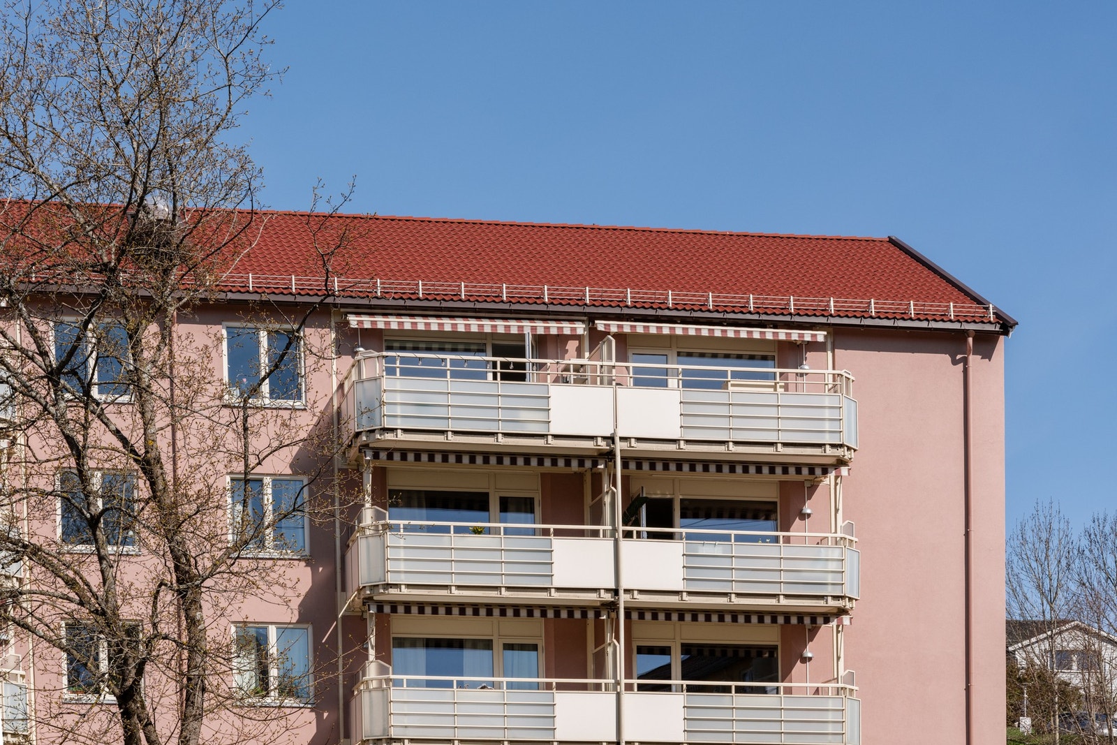 Leiligheten ligger fint til i byggets 3.etasje. Galleribilde