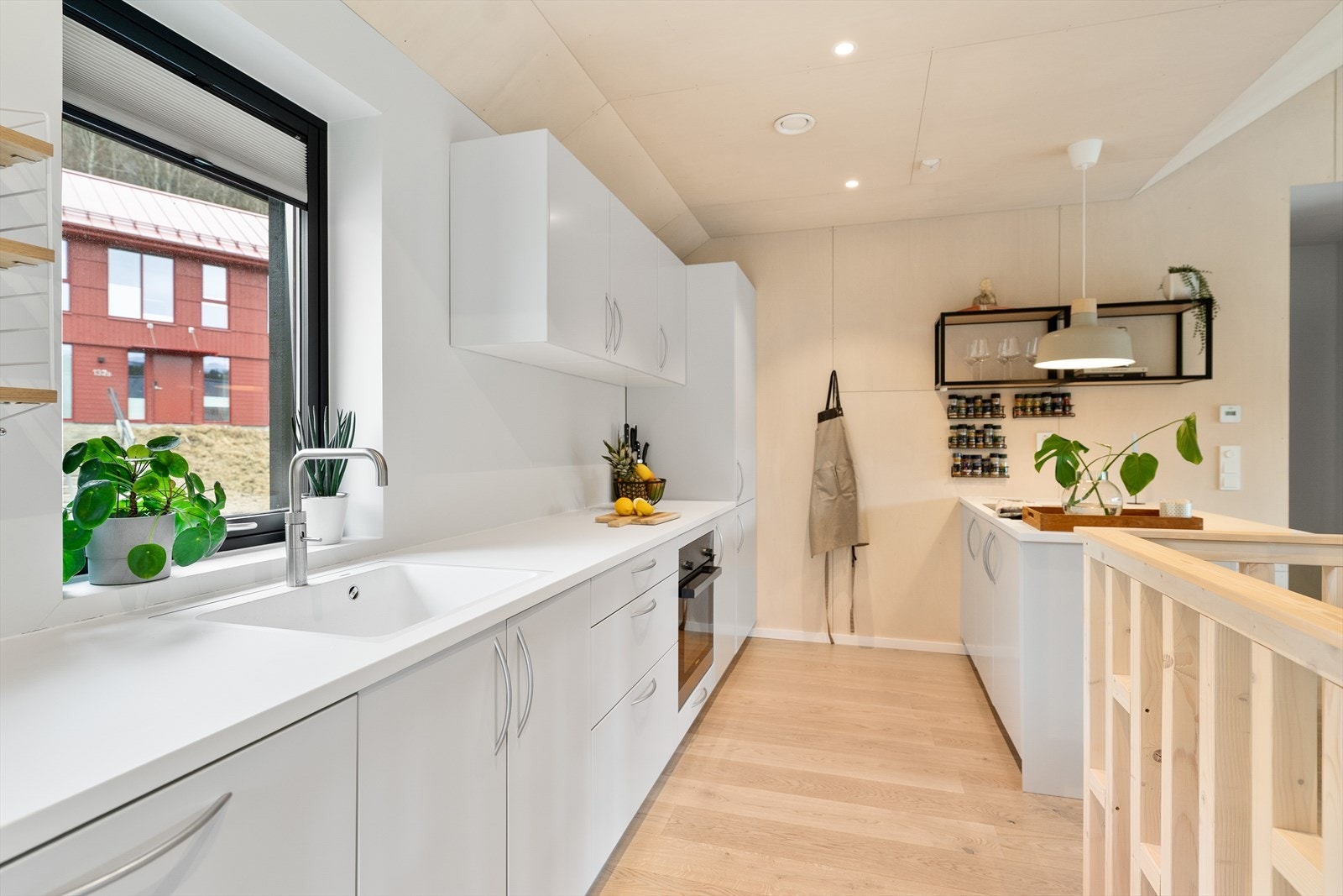 Barnevennlig og i et fantastisk bomiljø ligger Strandavegen 134 B, Foto; Sjut AS. Galleribilde