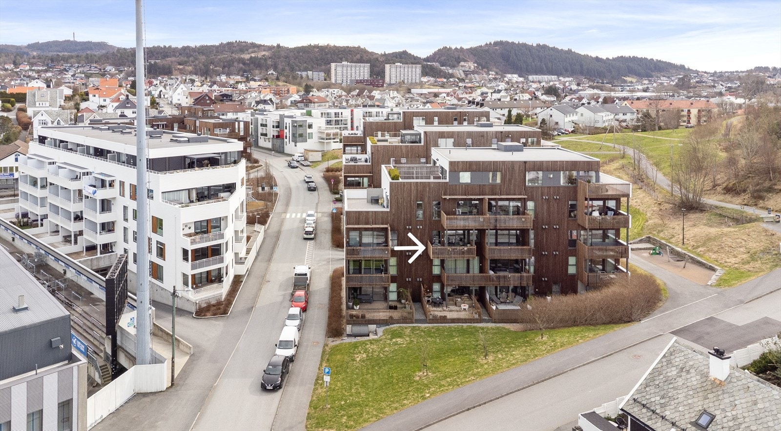 Attraktiv plassert på populære Hollenderhaugen, like ved Haugesund Stadion Galleribilde