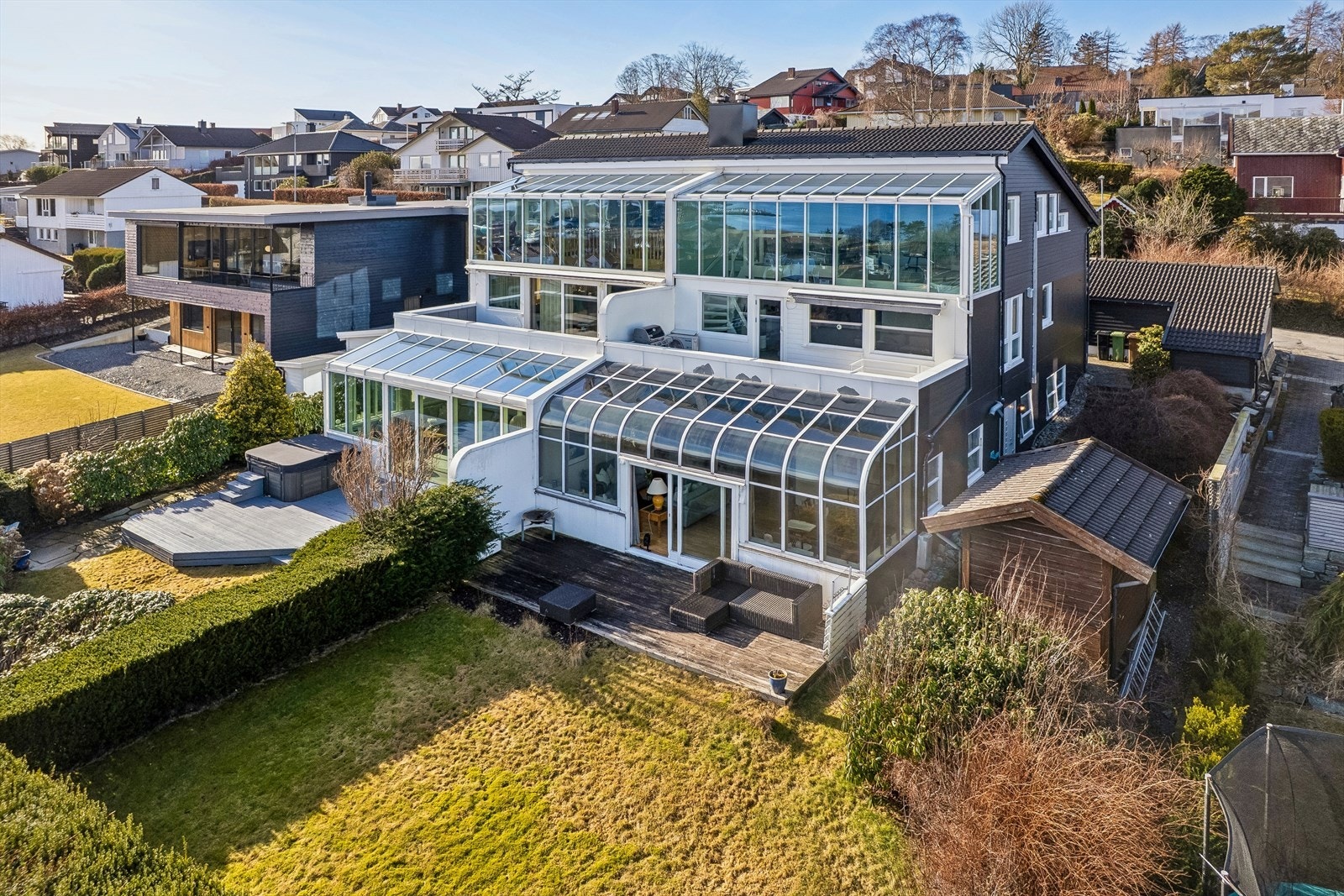 DNB Eiendom v/Martin Sørbø har gleden av å presentere Rygjaveien 4A - en lekker terrasseleilighet med panoramautsikt. Galleribilde