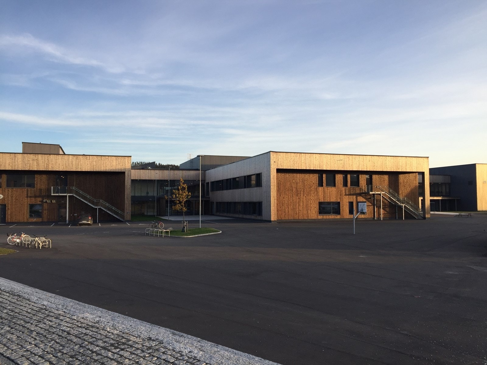 Bjørkelangen skole for 1.-10. klasse Galleribilde