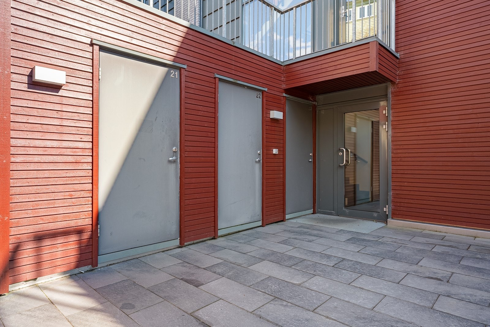 - Leiligheten disponerer en romslig, ekstern bod i 3.etasje (Nr. 21, ref. bilde) - Galleribilde