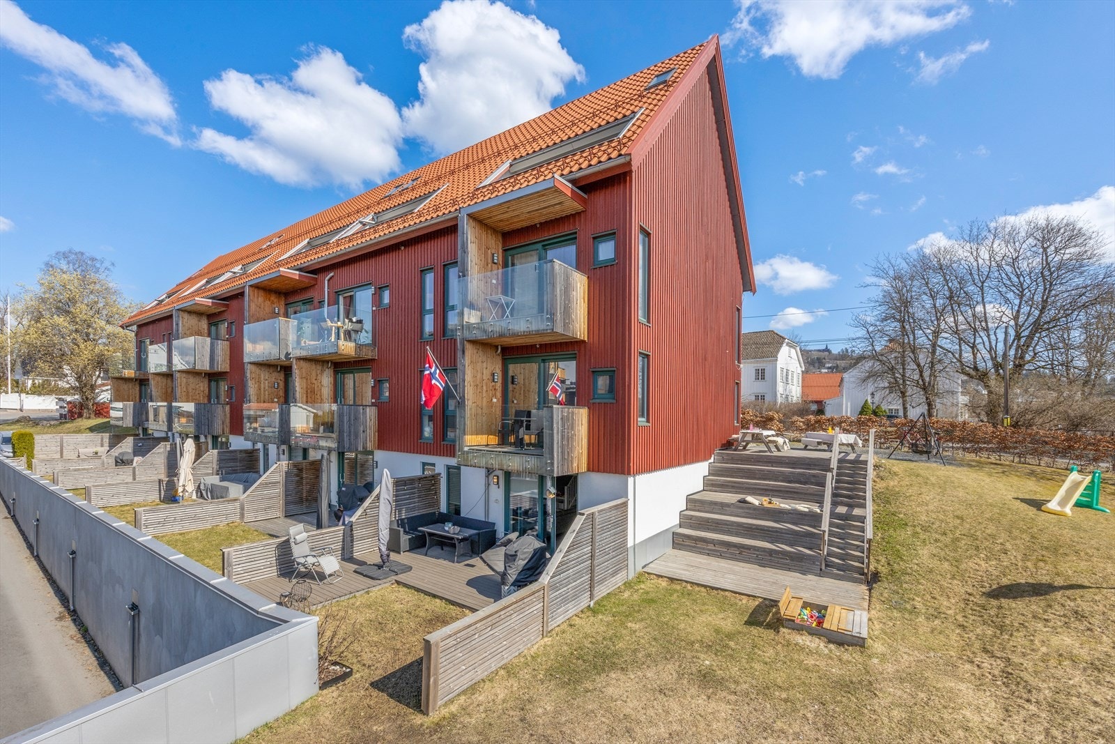 Hyggelig sameie med fin opparbeidet fellesareal. Galleribilde