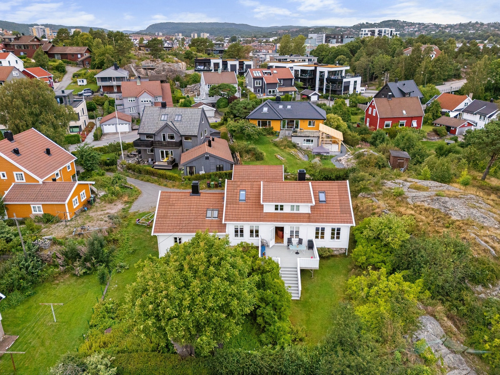 Fin hage og fredelige omgivelser Galleribilde