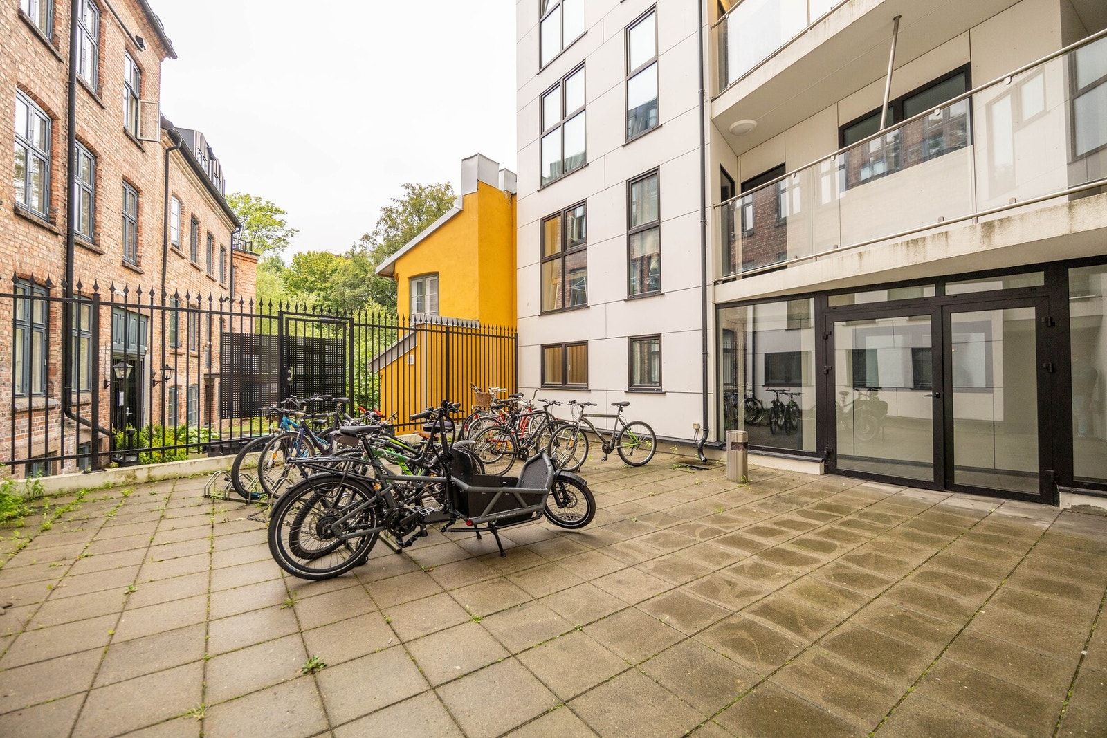 Hyggelig felles bakgård. Galleribilde