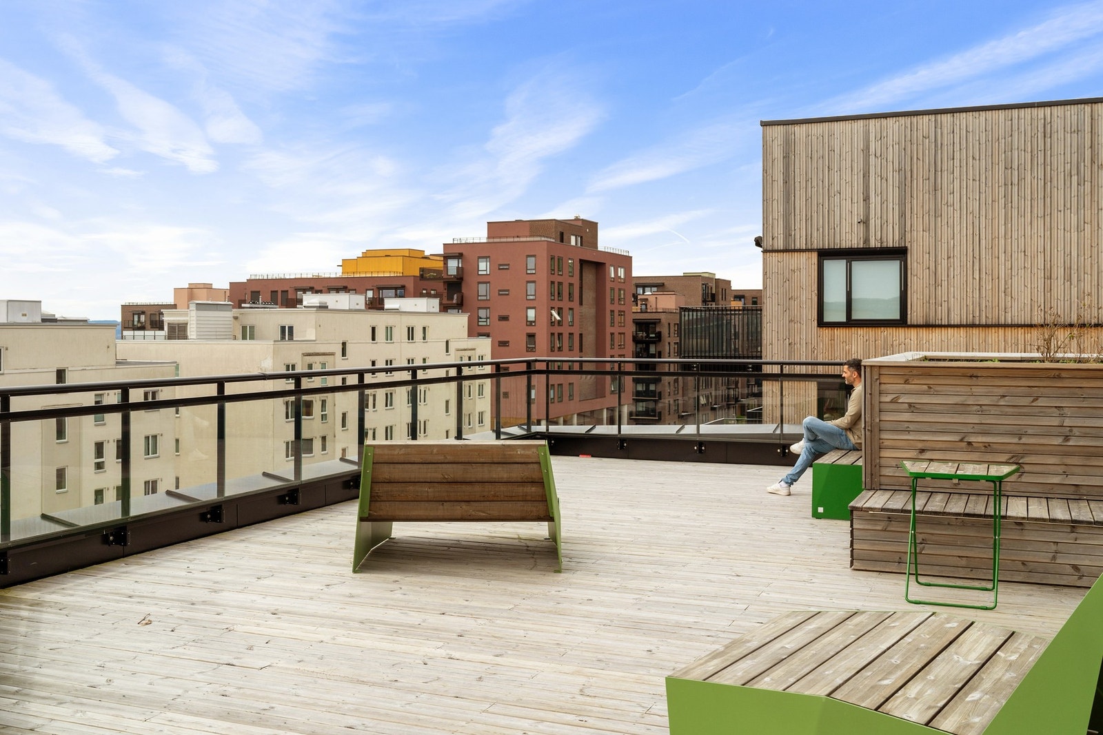 Borettslaget har felles takterrasse som kan benyttes av alle beboere! Galleribilde