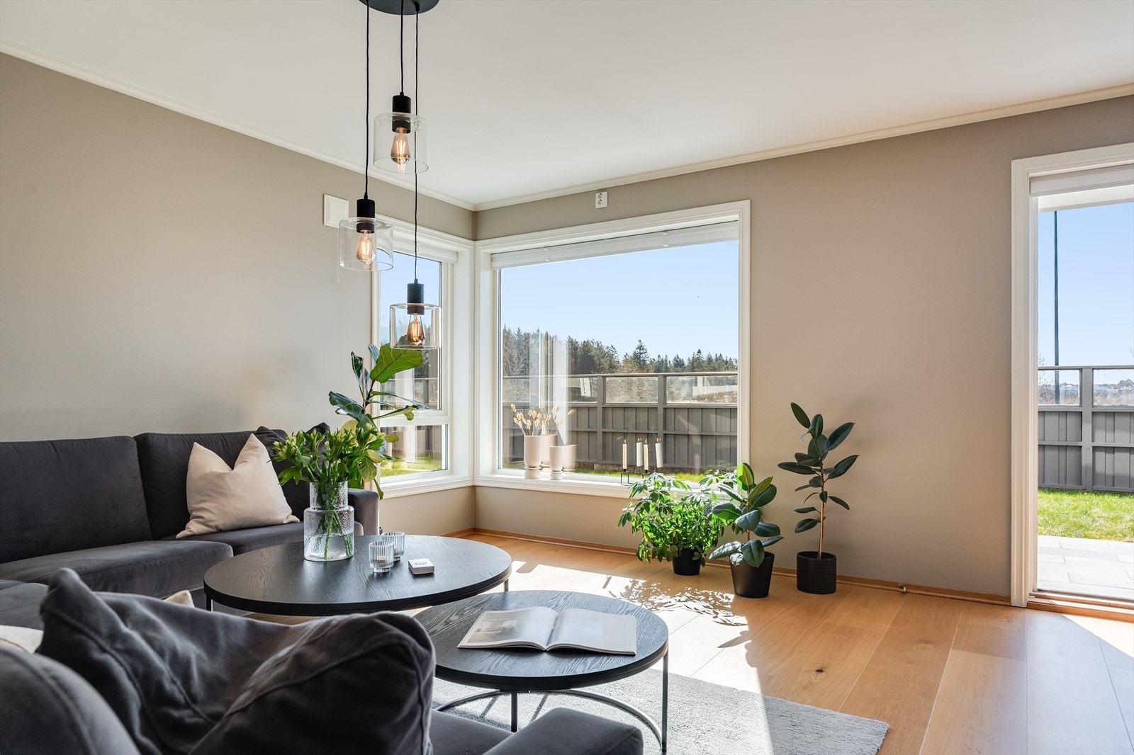 Utgang til terrasse-platting Galleribilde