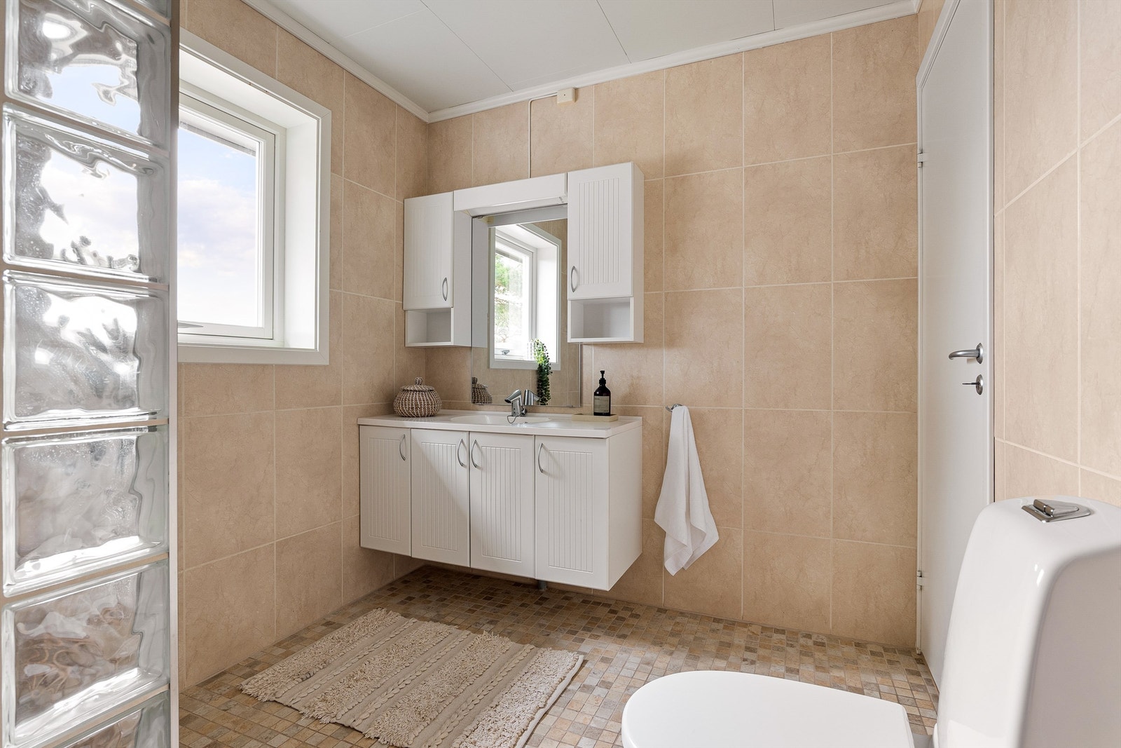 Med ca. 8 kvm. gulvflate byr badet på god plass. Galleribilde