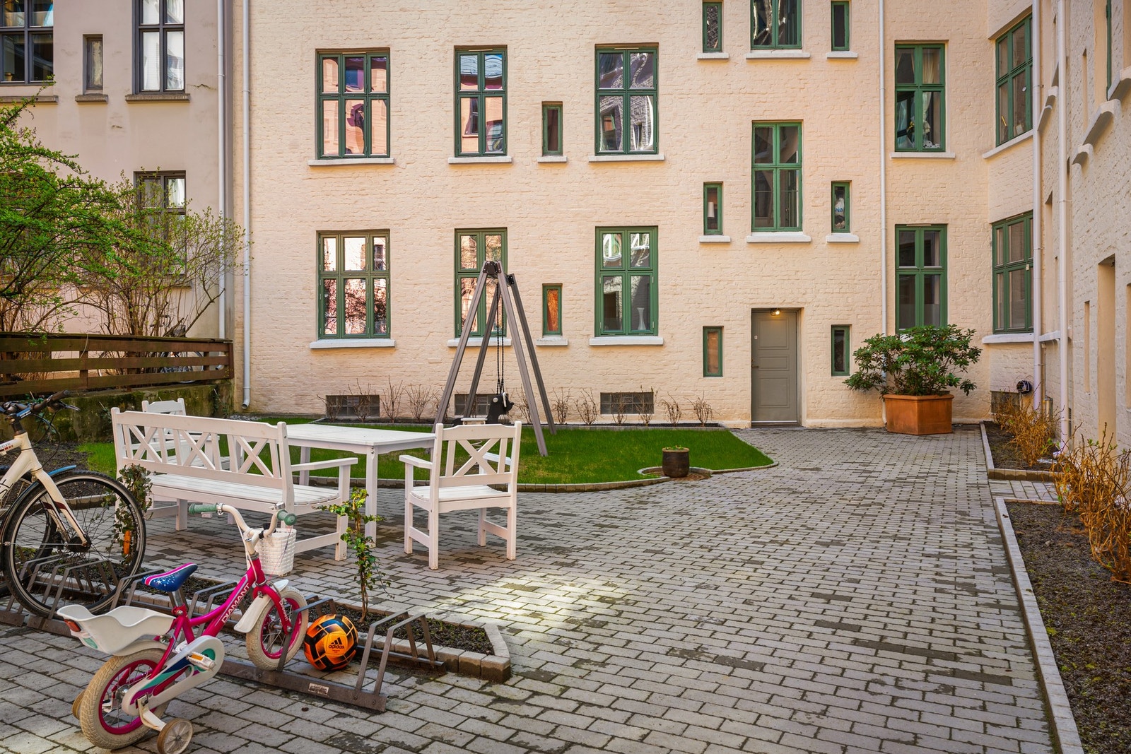 Mulighet for kjøp av garasjeplass med lader*. Galleribilde