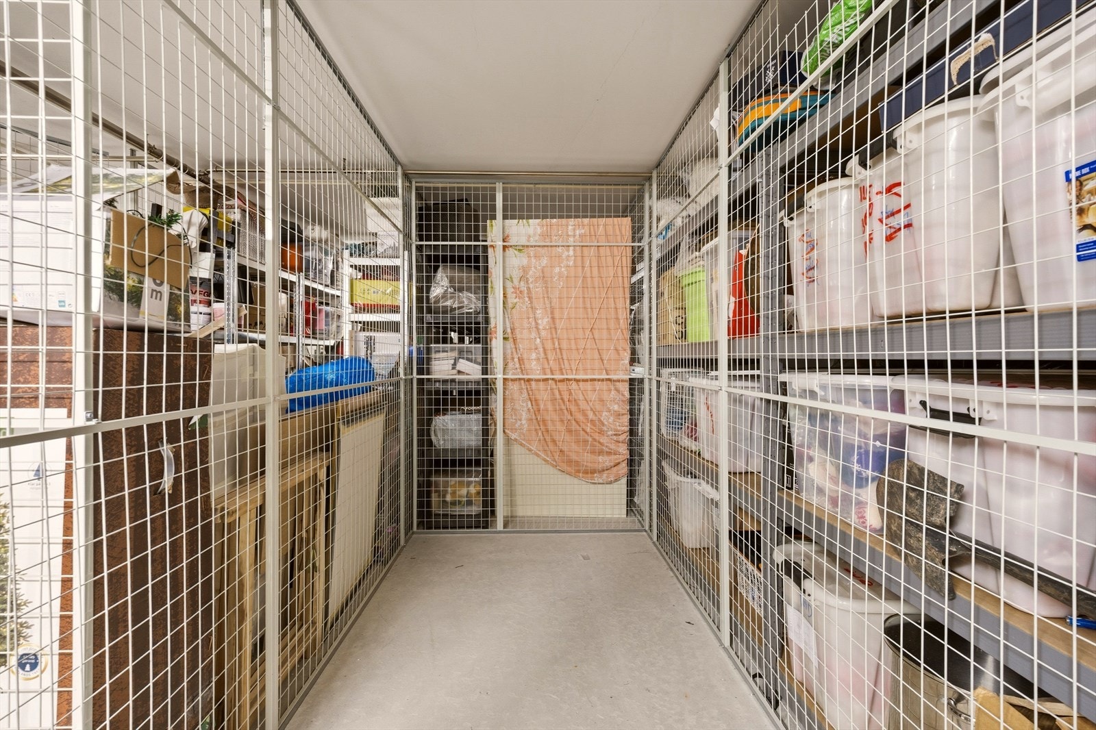 Medfølger bod i fellesareal Galleribilde