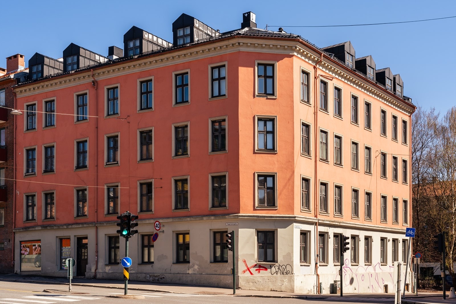 Fagerheimgata 11 er en klassisk bygård med en svært attraktiv beliggenhet på Øvre Grünerløkka. Galleribilde