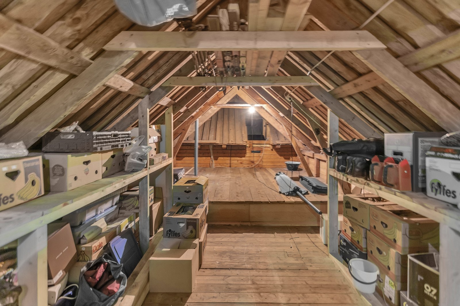 Bod på loft Galleribilde