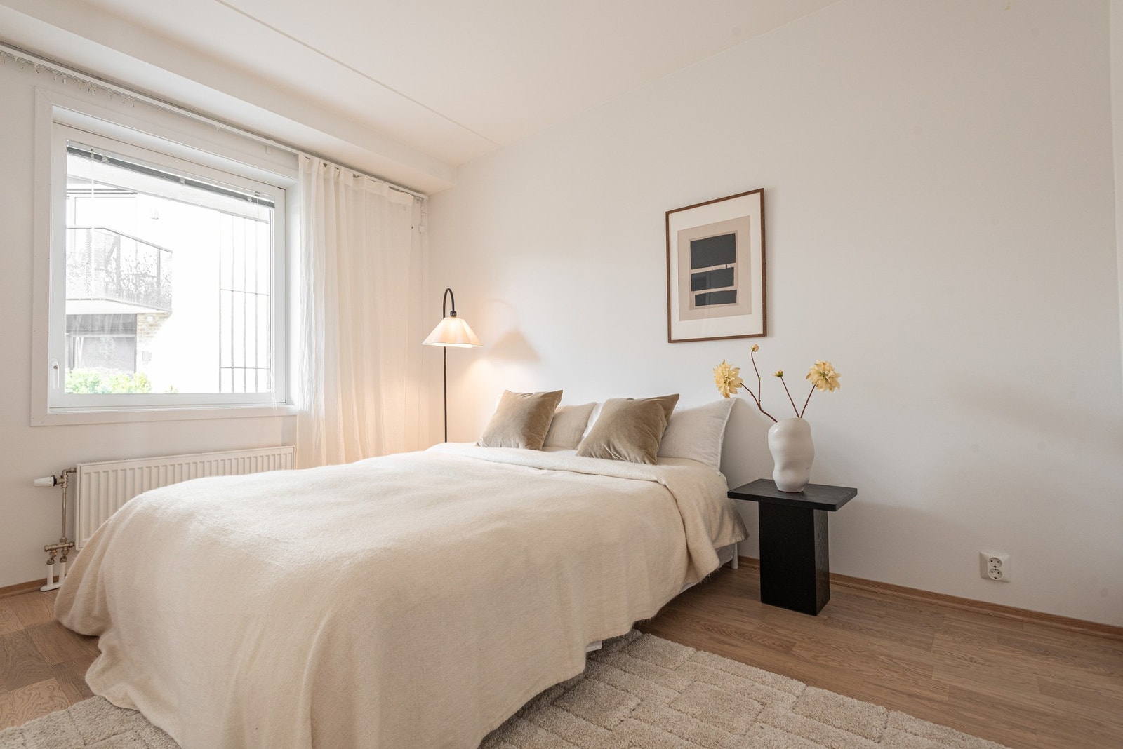 Soverom 2 passer perfekt som gjesterom, barnerom, kontor eller en kombinasjon av dette. Galleribilde