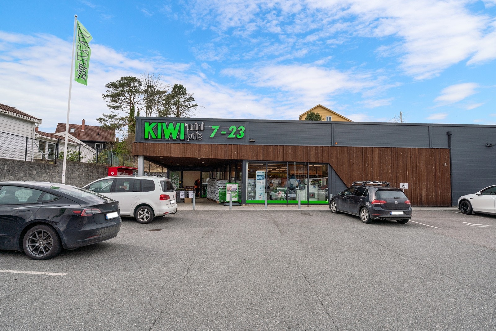 Nærbutikk, KIWI ligger et par hundre meter fra boligen Galleribilde