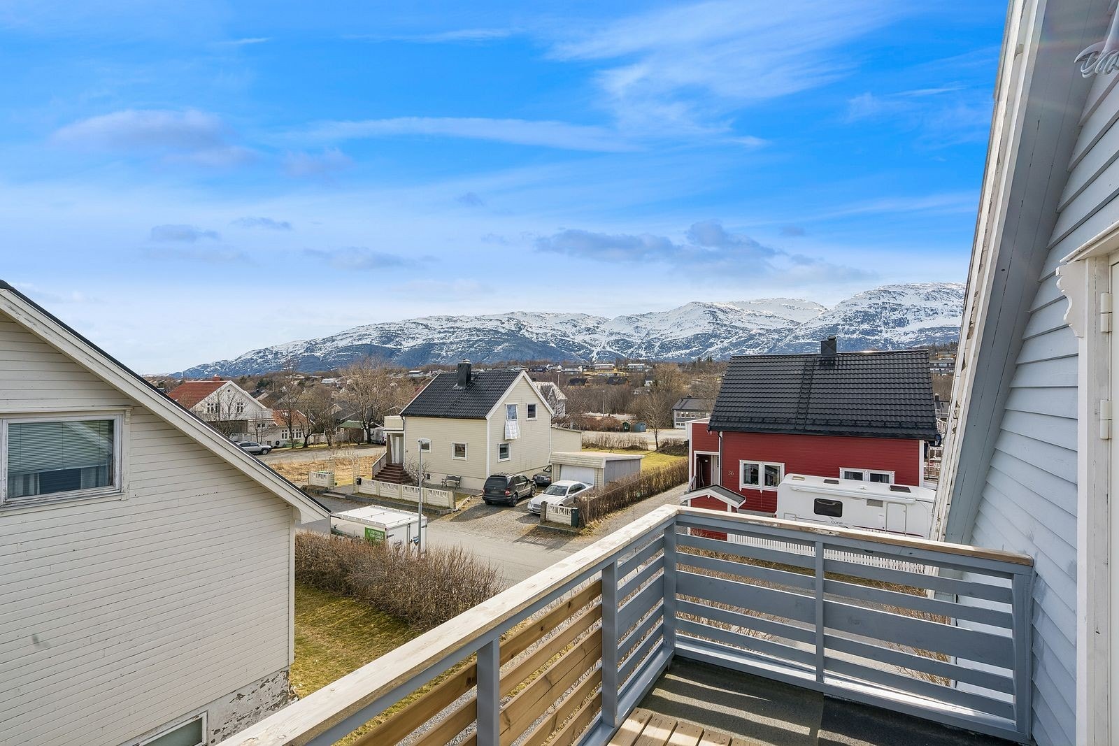 Takterrassen over garasjen. Galleribilde