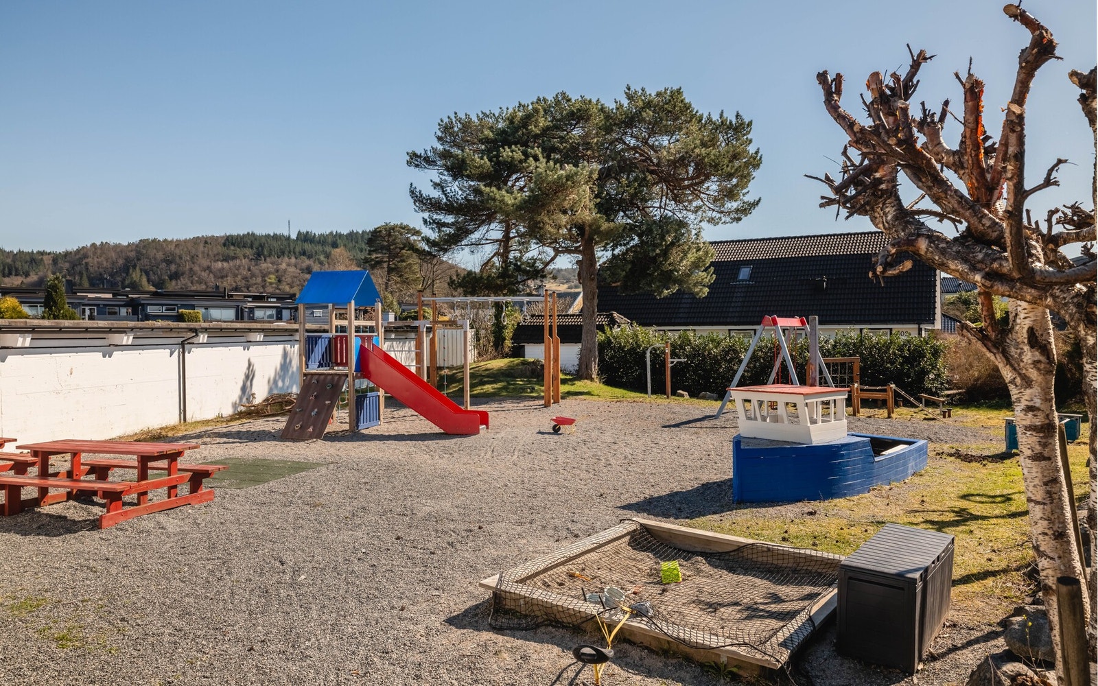 - Lekeplass i nærområdet - Galleribilde