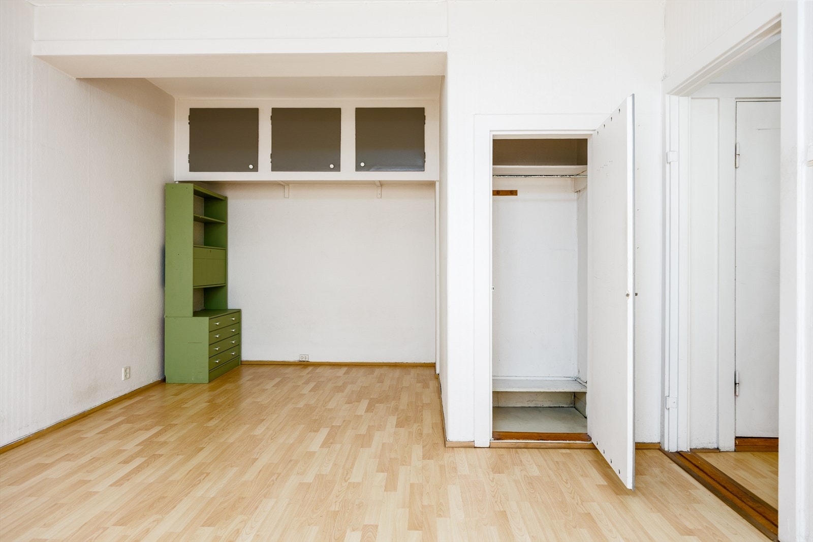 Kott/bod på stue Galleribilde