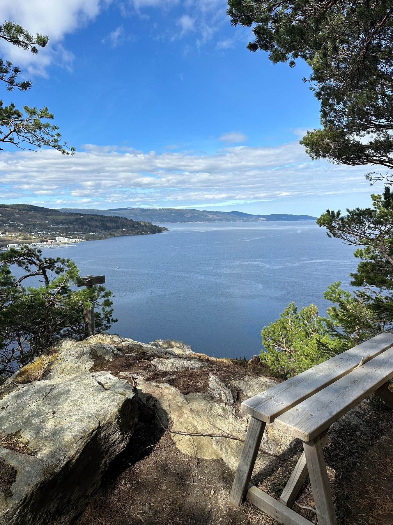 Selgers egne bilder.
Utsikt fra Martiniusberget som ligger kun en liten gåtur fra eiendommen Galleribilde