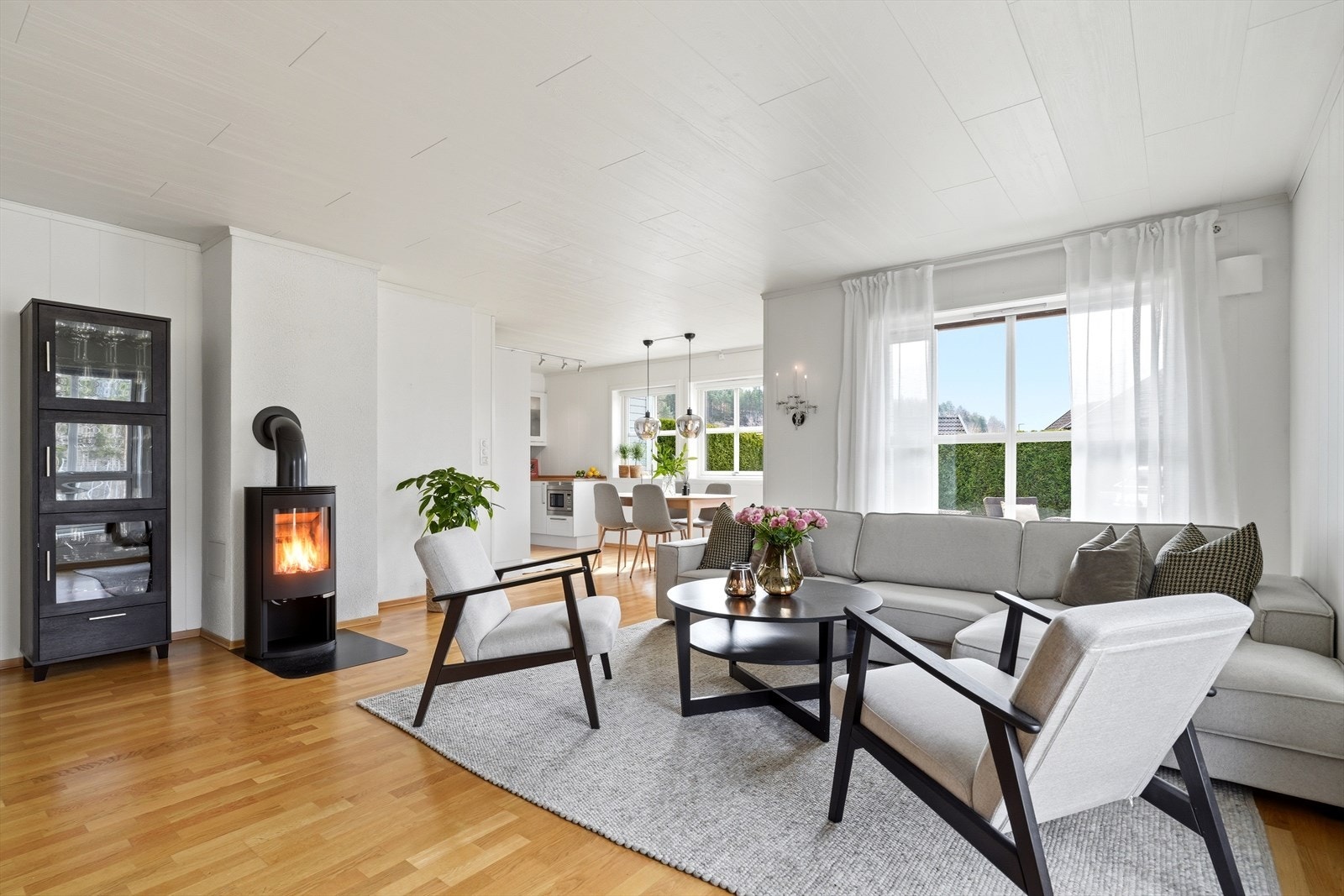Leiligheten er lys og koselig, og har en praktisk planløsning. Galleribilde