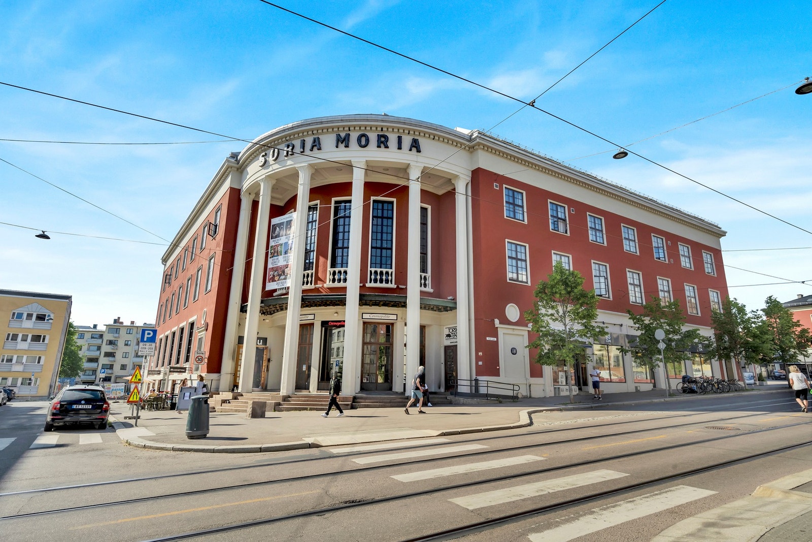 Bilde fra nærområdet, Soria Moria. Rett utenfor døren finner du også Baker Hansen og andre hyggelige nisjebutikker. Både trikk og buss går i umiddelbar nærhet i Vogts gate/Hegermanns gate. Galleribilde