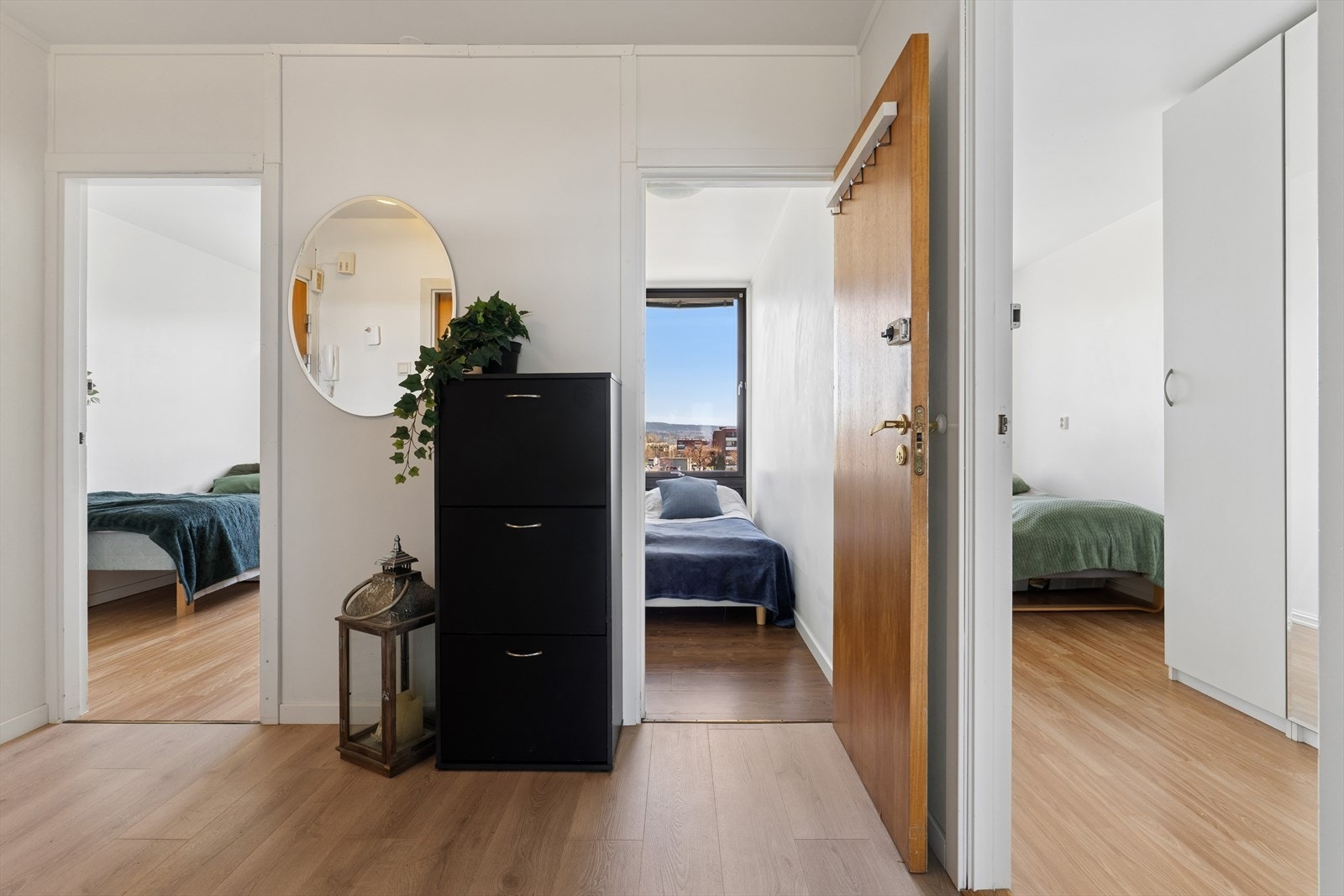 Leiligheten disponerer en bod i kjelleren på ca. 5 m² - praktisk for ekstra oppbevaring. Galleribilde
