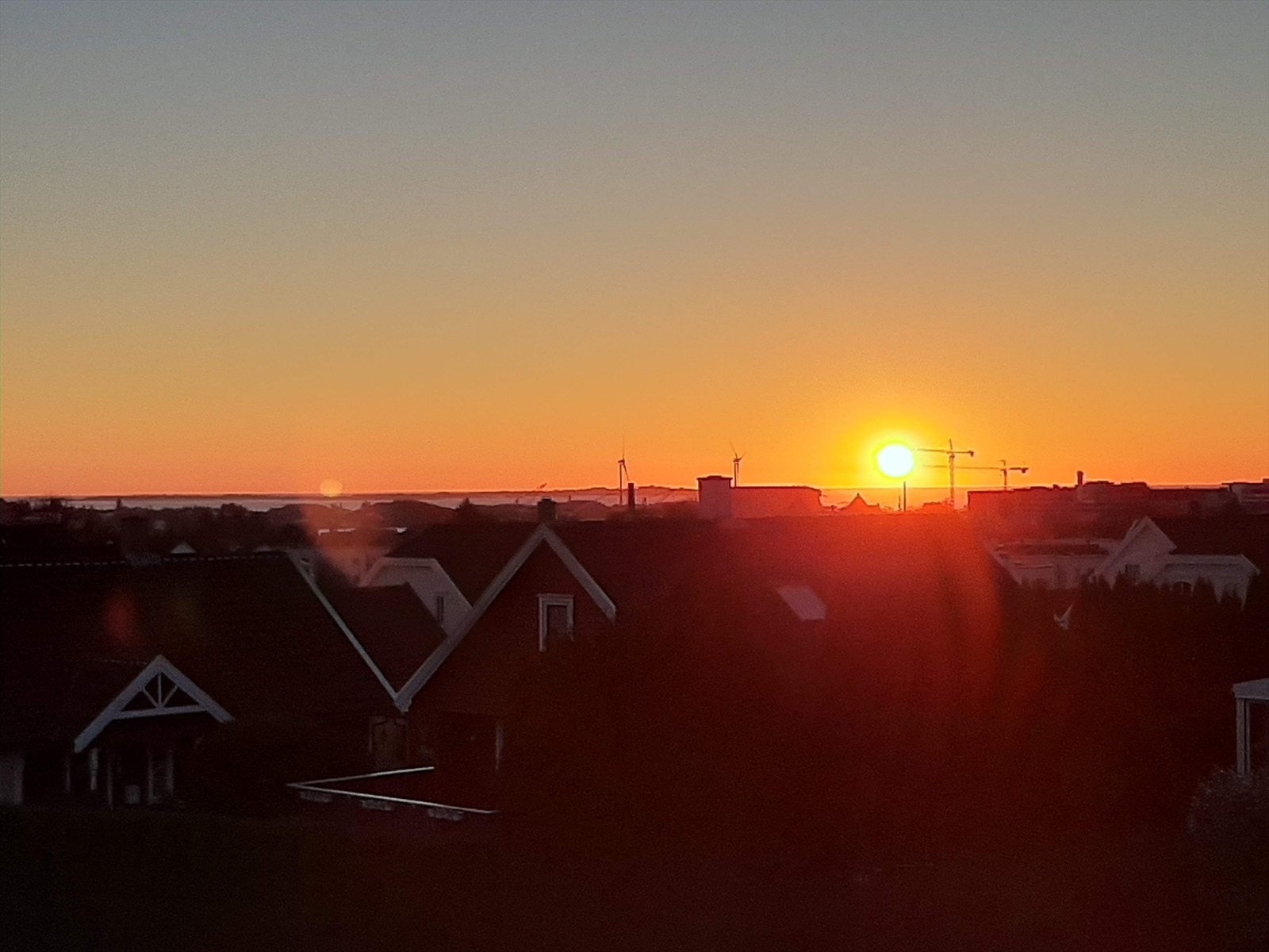 Selgers bilde av en nydelig solnedgang Galleribilde