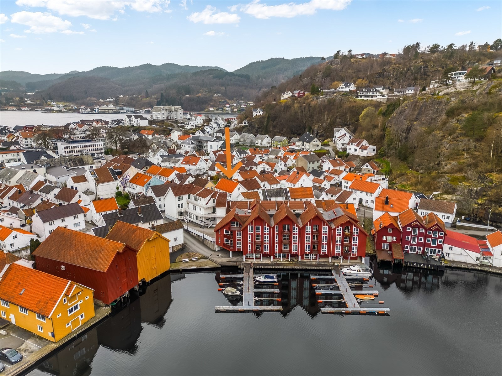 Mulighet for leie av båtplass i flytebryggeanlegg like i nærheten. Galleribilde