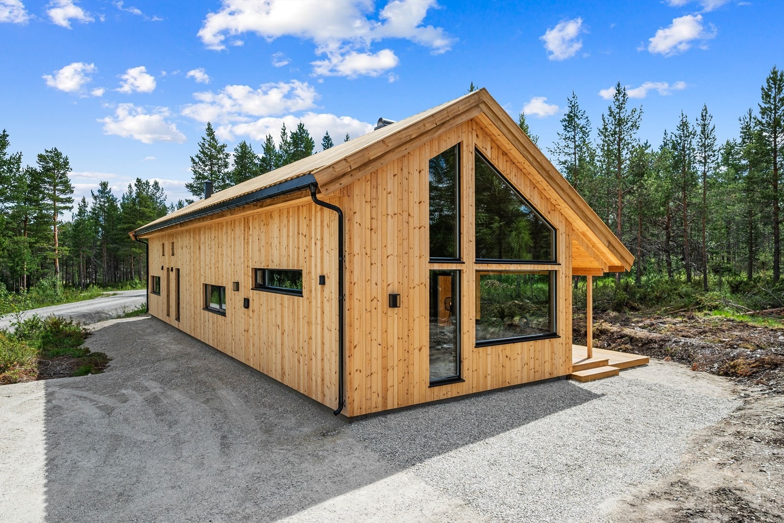 Omgivelsene er fredelige og naturskjønne; scenen er satt for feriemodus og påfyll av energi. Galleribilde