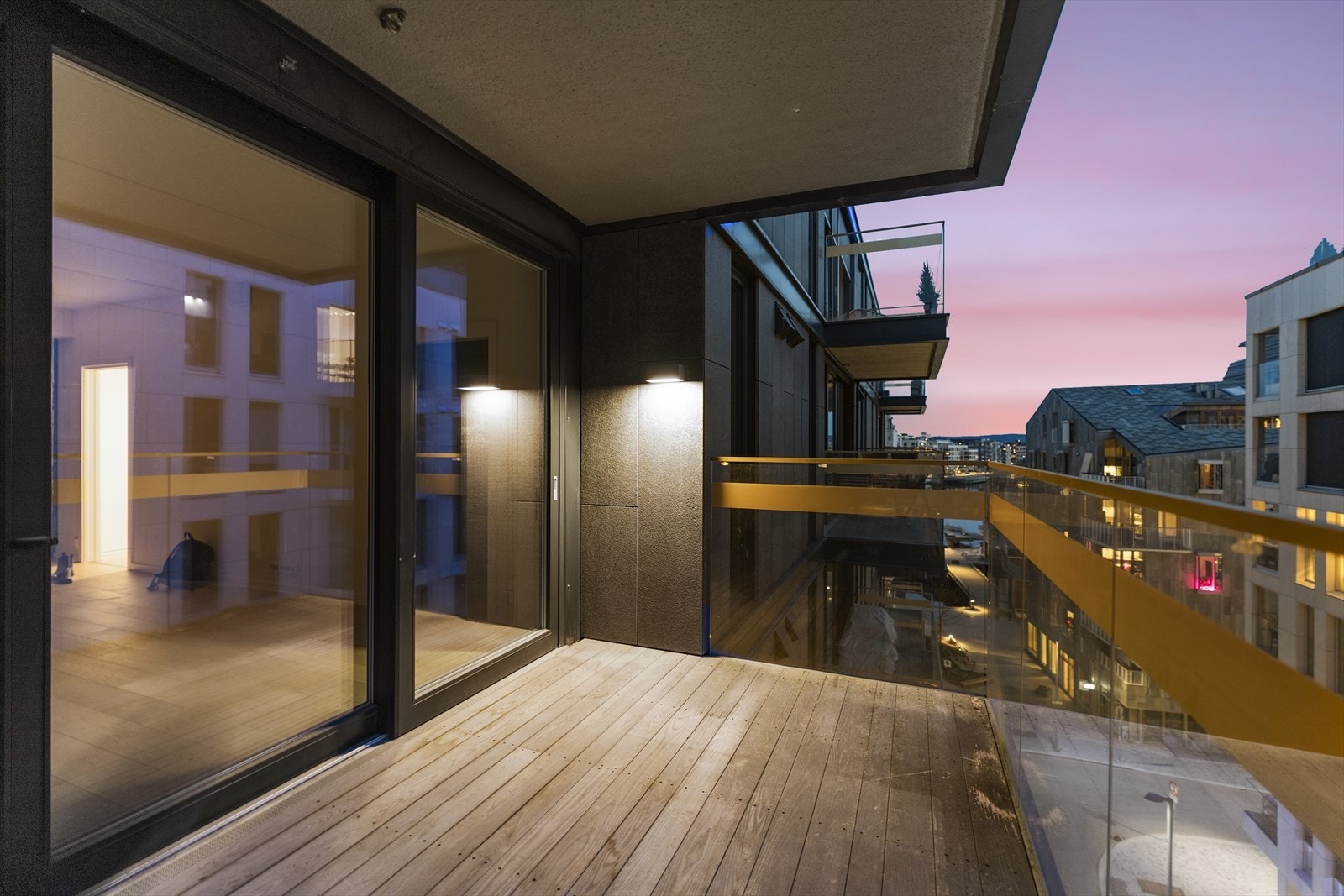 Balkong med eksklusiv sjøutsikt Galleribilde