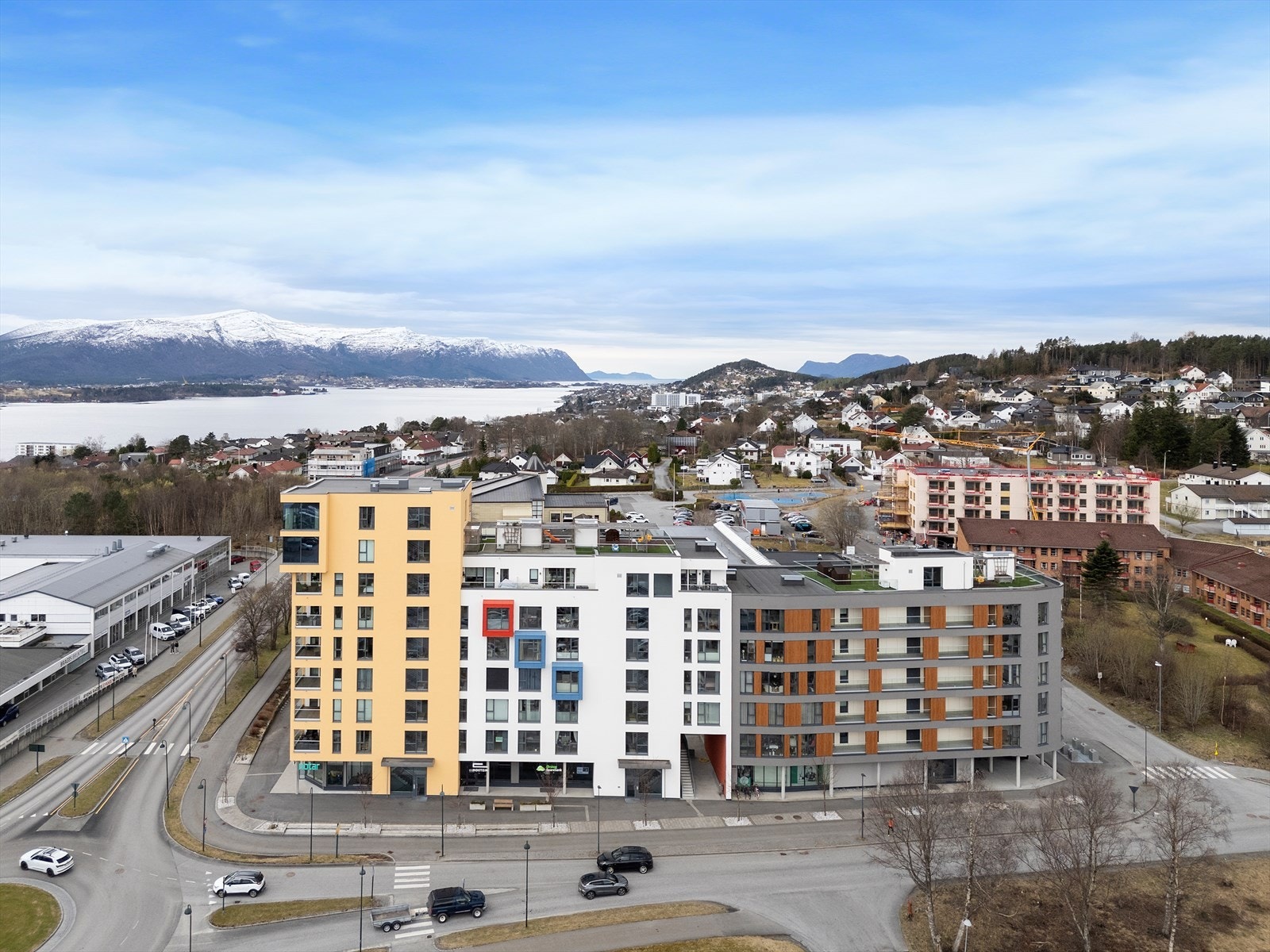 Dronefoto av bygget Galleribilde