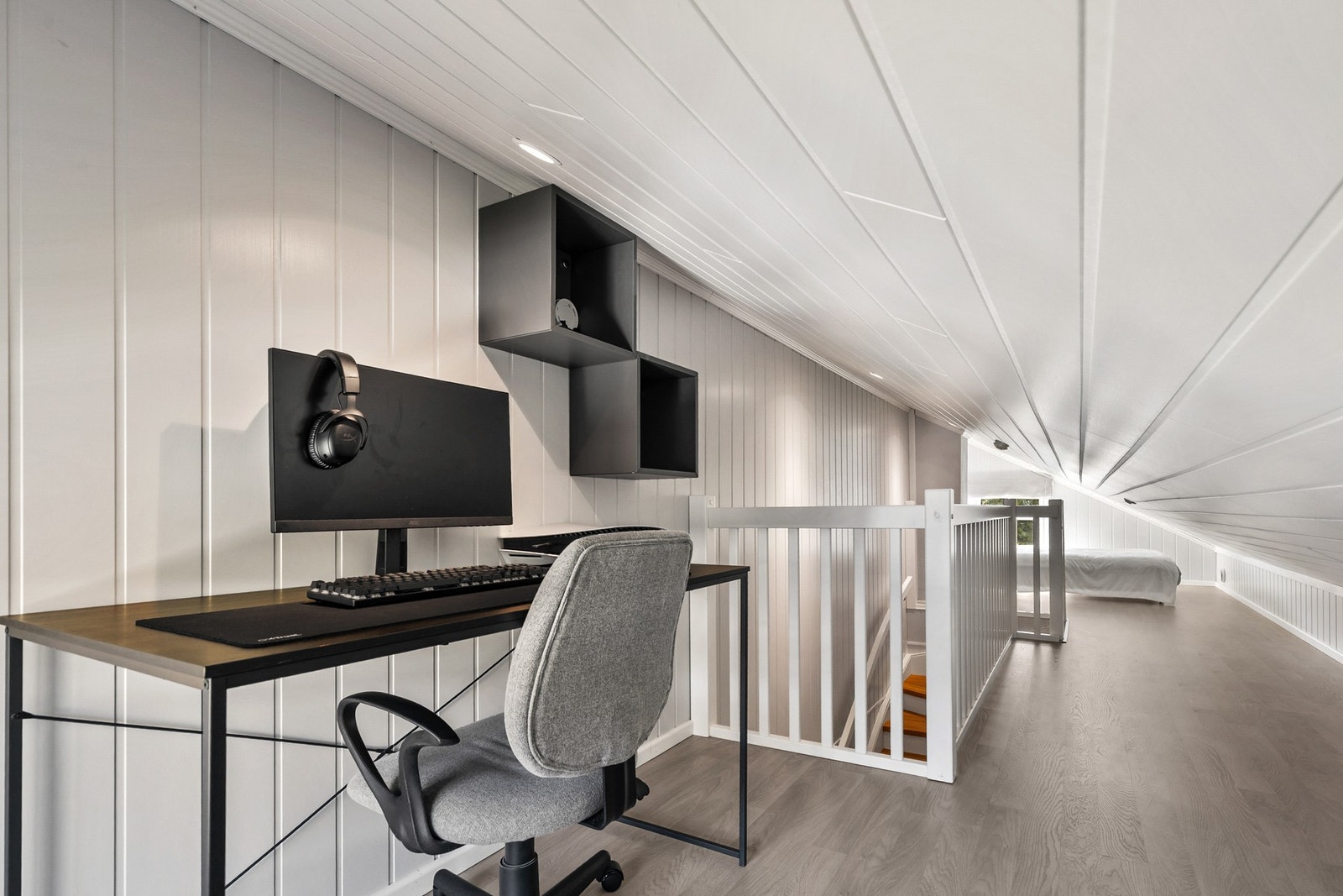 Hems/loft Galleribilde
