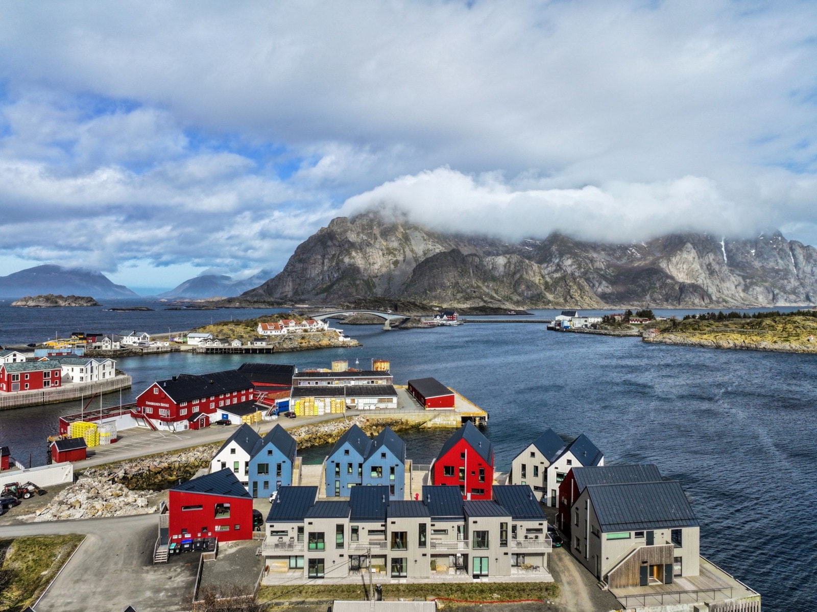 Her finner man anerkjente kunstgallerier, sjarmerende kafeer, førsteklasses restauranter og unike nisjebutikker, alt innen gangavstand. Galleribilde