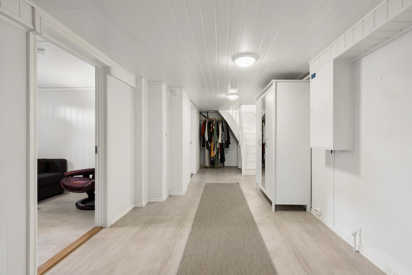 Gang i underetasjen Galleribilde