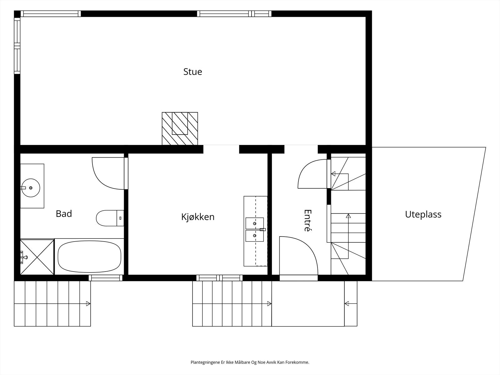 Første etasje rommer entré, kjøkken, stue og et bad, med et samlet bruksareal på 60 m². Galleribilde